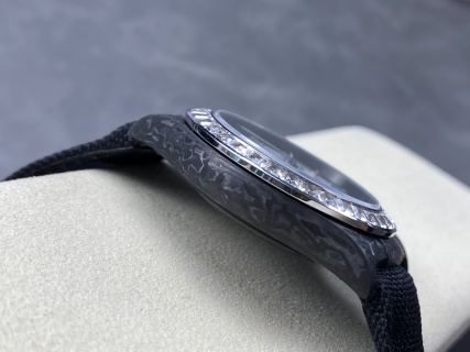 PPM改装 劳力士 迪通拿碳纤维 40mm 宝石方钻圈口 真陨石表盘 莫桑钻云母贝盘 4801/4130机芯