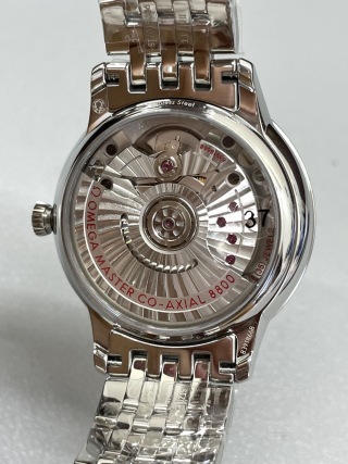 VS 新品女裝蝶飛 34mm | 8800 機芯 | 頂級高仿復刻腕錶