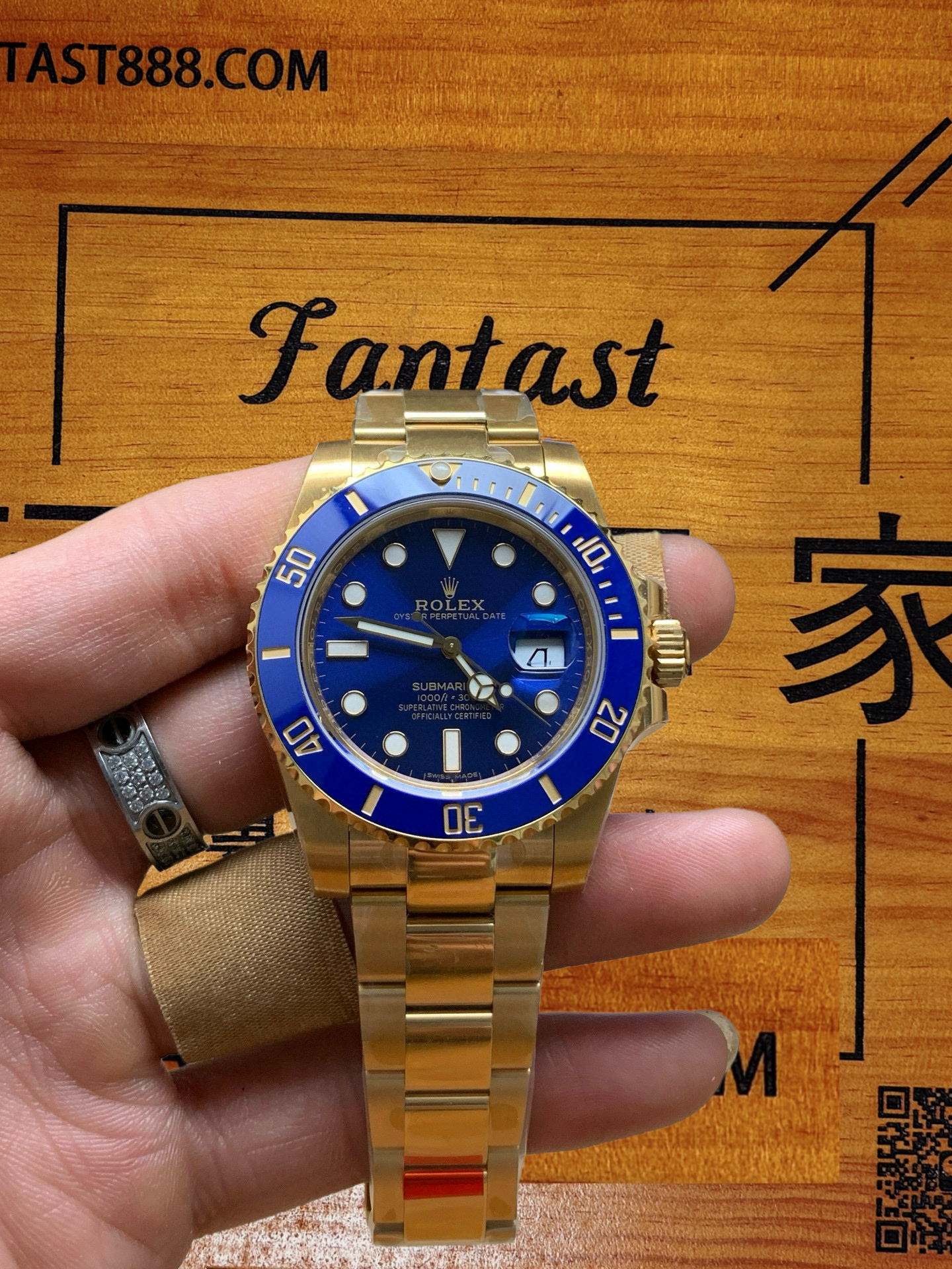VS廠全金藍水鬼126618LB 手持展示主圖 - FANTAST888.COM
