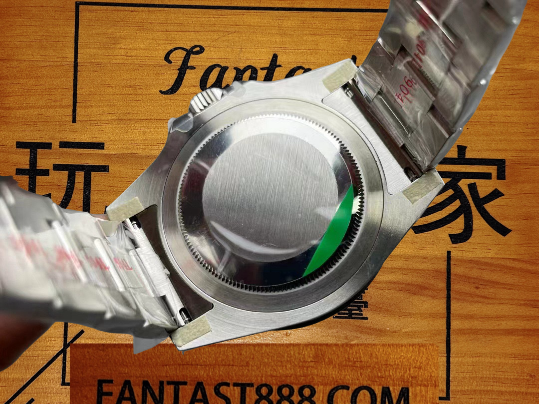 C+厂劳力士格林尼治密底底盖与表带细节 - 源自FANTAST888.com的顶级复刻