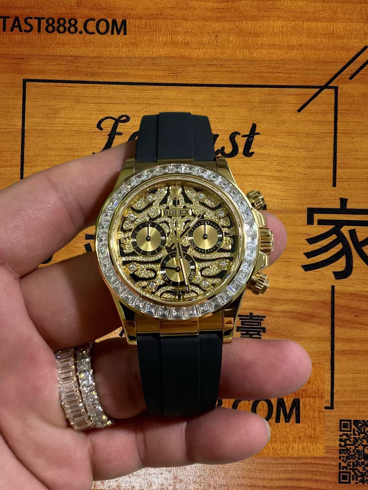 定制勞力士老虎迪腕錶實拍-莫桑鑽圈火彩與18K金質感