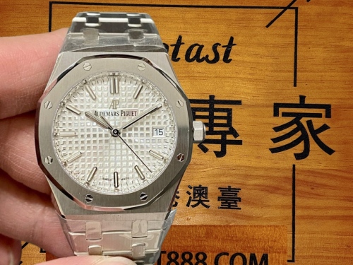 ZF廠巔峰之作｜愛彼皇家橡樹77350女裝機械表｜34mm珍珠母貝盤｜實拍鑒賞