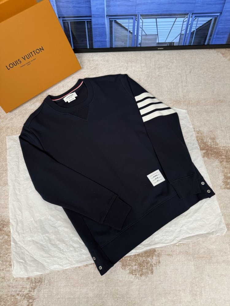 THOM BROWNE 胸前三角標四槓經典圓領衛衣 藏藍色