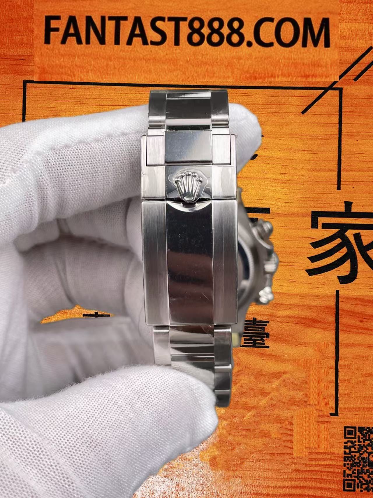 黑熊猫字面真偽關鍵：日期窗微斜切角細節放大