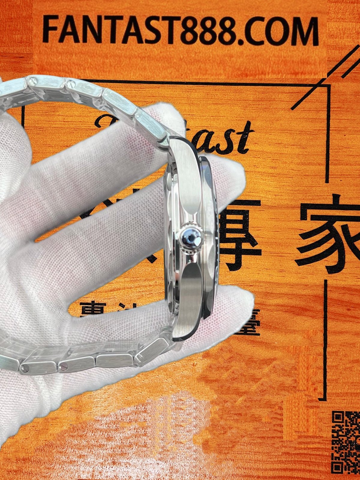 VS廠海馬300黑面五排鋼帶細節