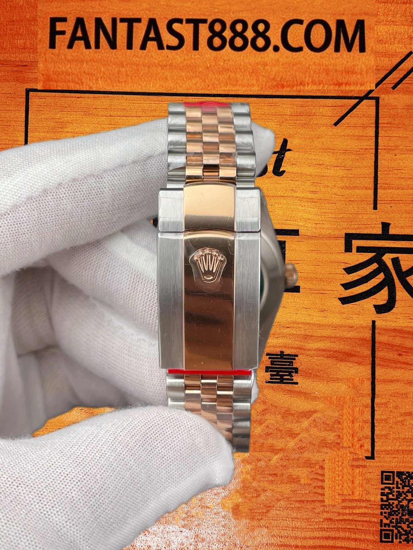 勞力士Datejust間玫金錶殼側面與錶冠