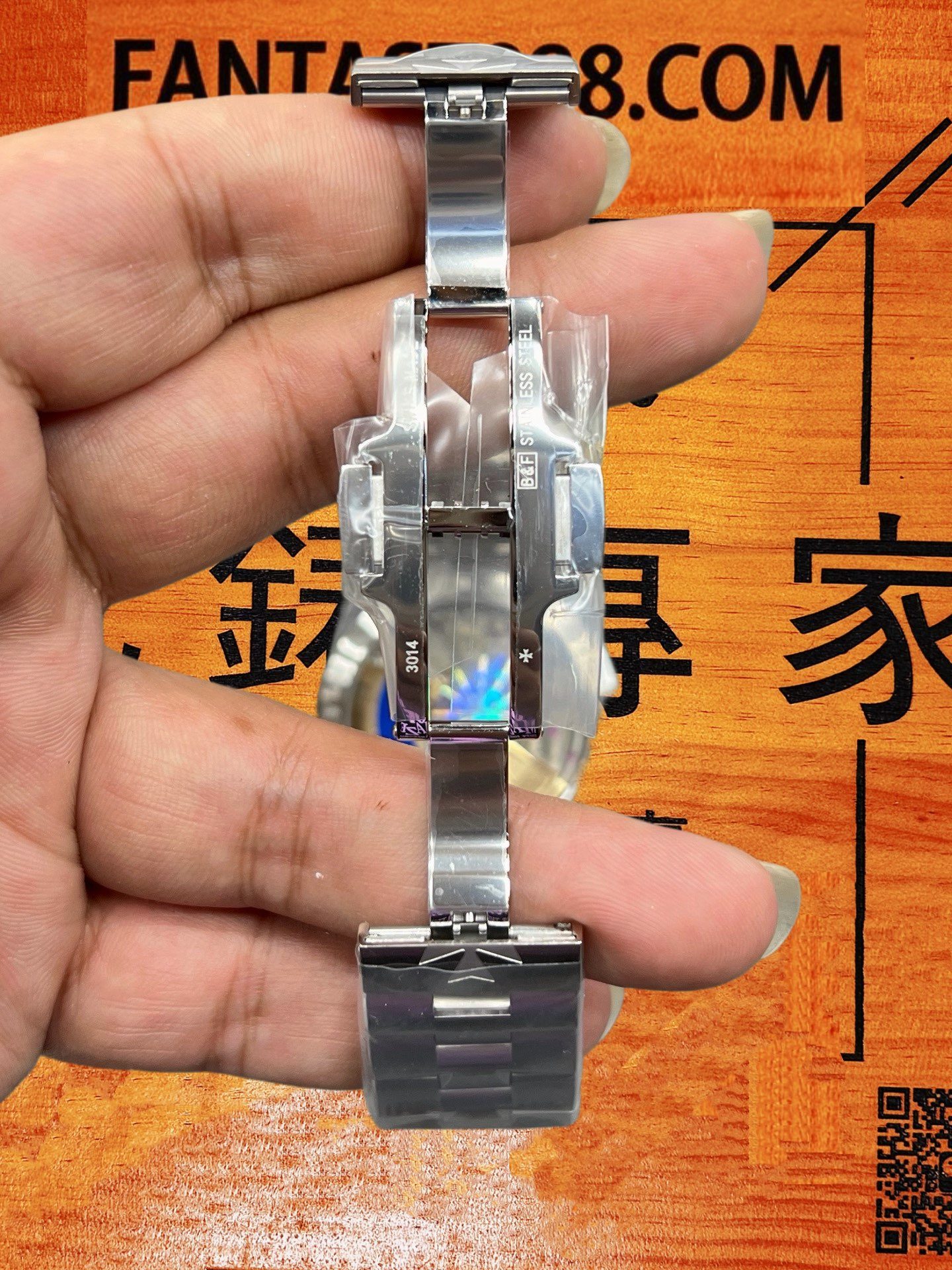 Overseas 4500V 藍盤佩戴 VC Overseas 4500V藍盤佩戴效果
