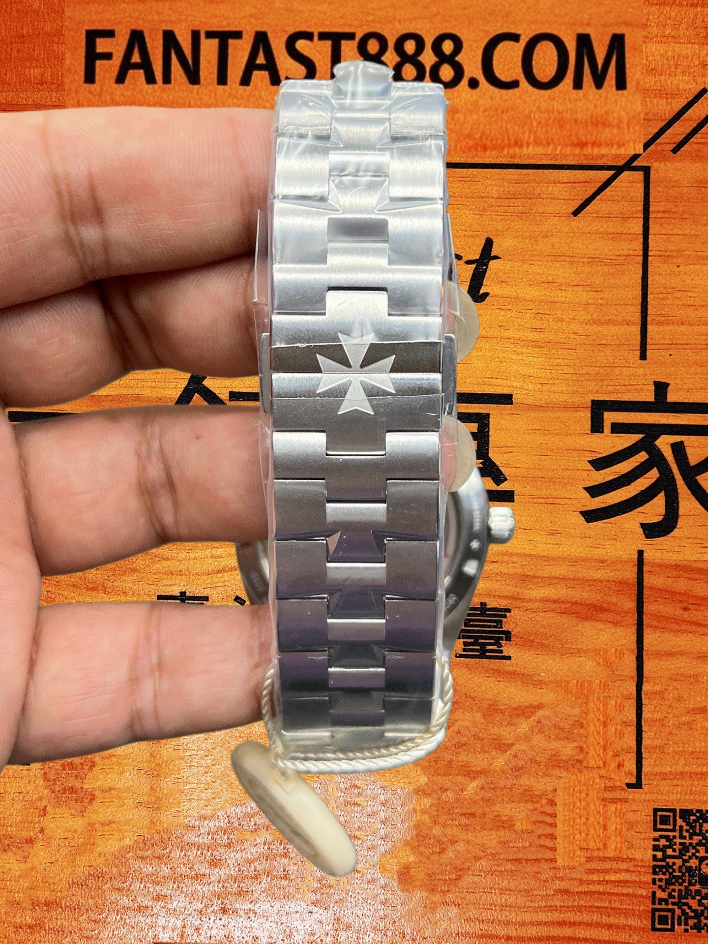 VC 4500V 錶殼工藝 江詩丹頓Overseas 4500V錶殼工藝細節