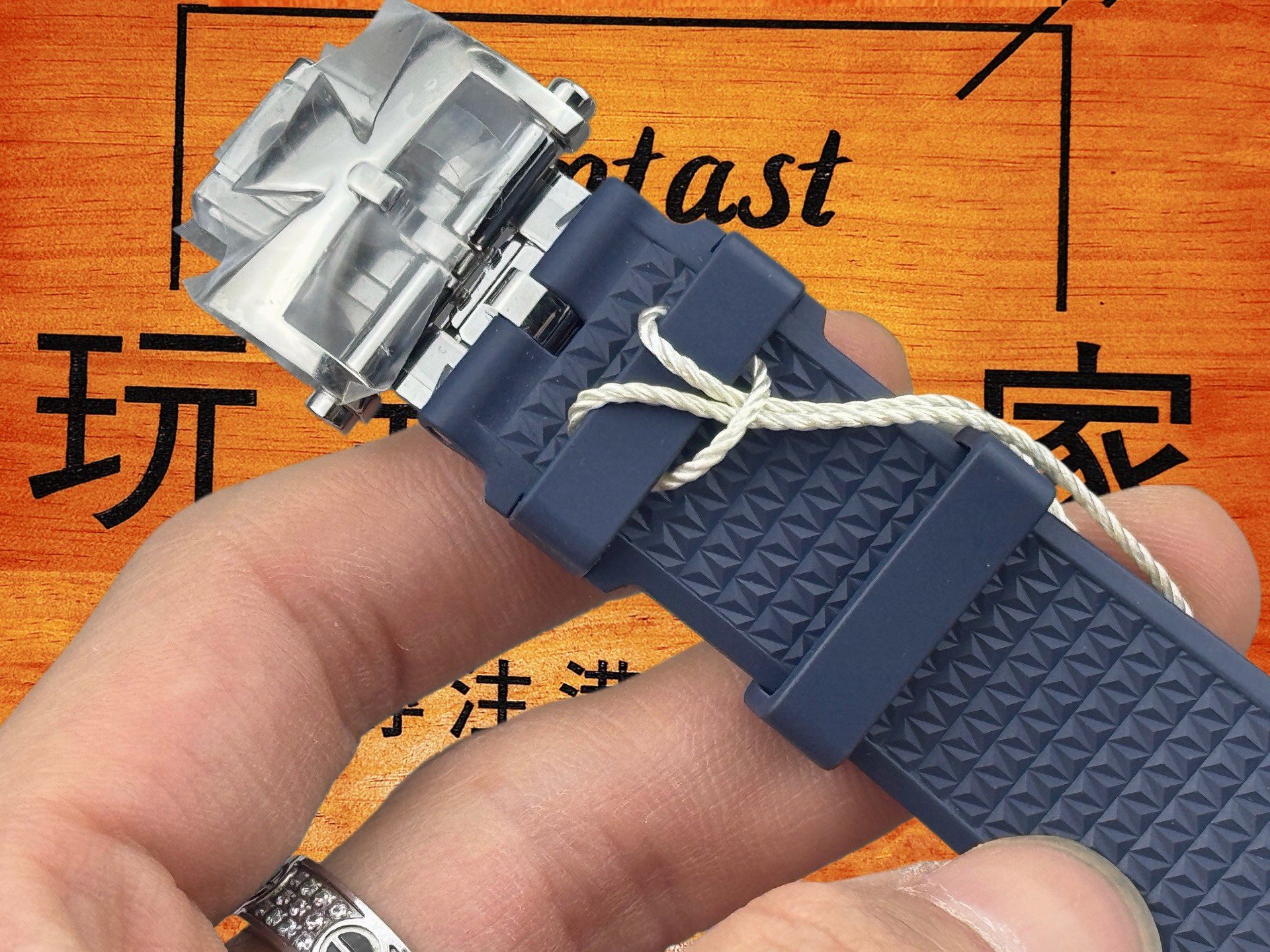 VC 4500V 藍色橡膠帶 江詩丹頓Overseas 4500V藍色橡膠帶質感