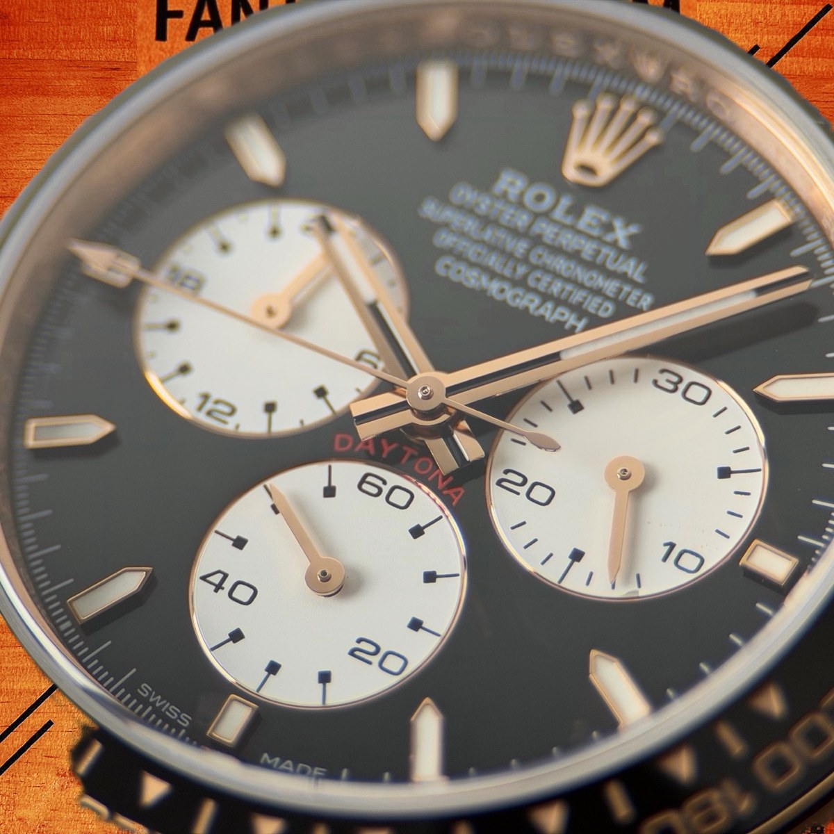 高仿勞力士 CBD廠 配重 Cosmograph Daytona 116505 玫瑰金黑圈 勒芒黑盤 白色monobloc panda計時盤 4132機芯 復刻腕錶 實拍 3