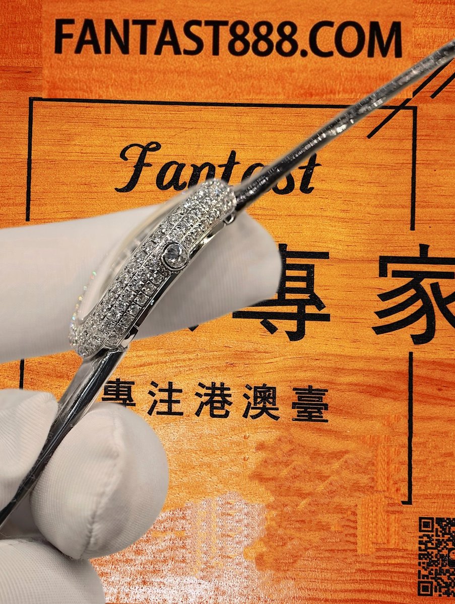 客定改裝 Cartier 卡地亞 Baignoire 浴缸款 18K白金厚金包裹 表圈+殼面手工滿鑲三排VVS D級莫桑鑽 黑色皮帶 復刻腕錶 實拍 6