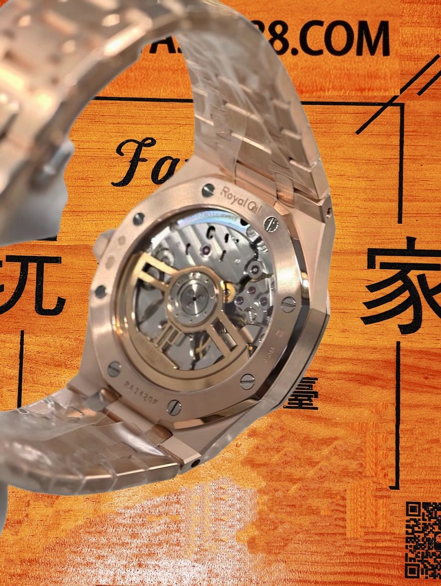 客定改裝 Audemars Piguet 愛彼 Royal Oak 皇家橡樹系列 八角外圈 8顆六角螺絲 一體式鏈節 18K包厚金 復刻腕錶 實拍 6