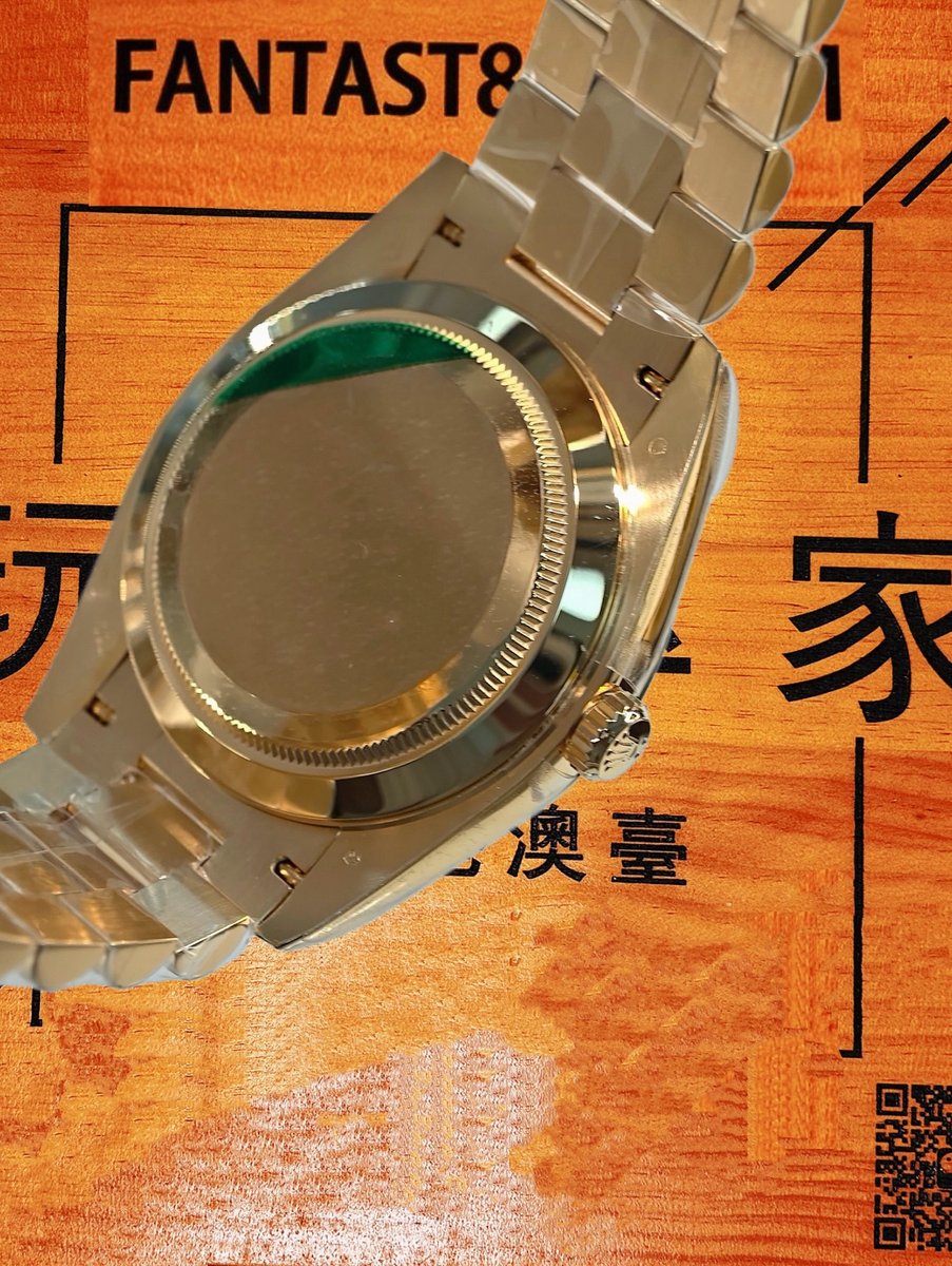 高仿私人改裝-勞力士-星期日曆228238 賭桌綠 復刻腕錶 實拍 6