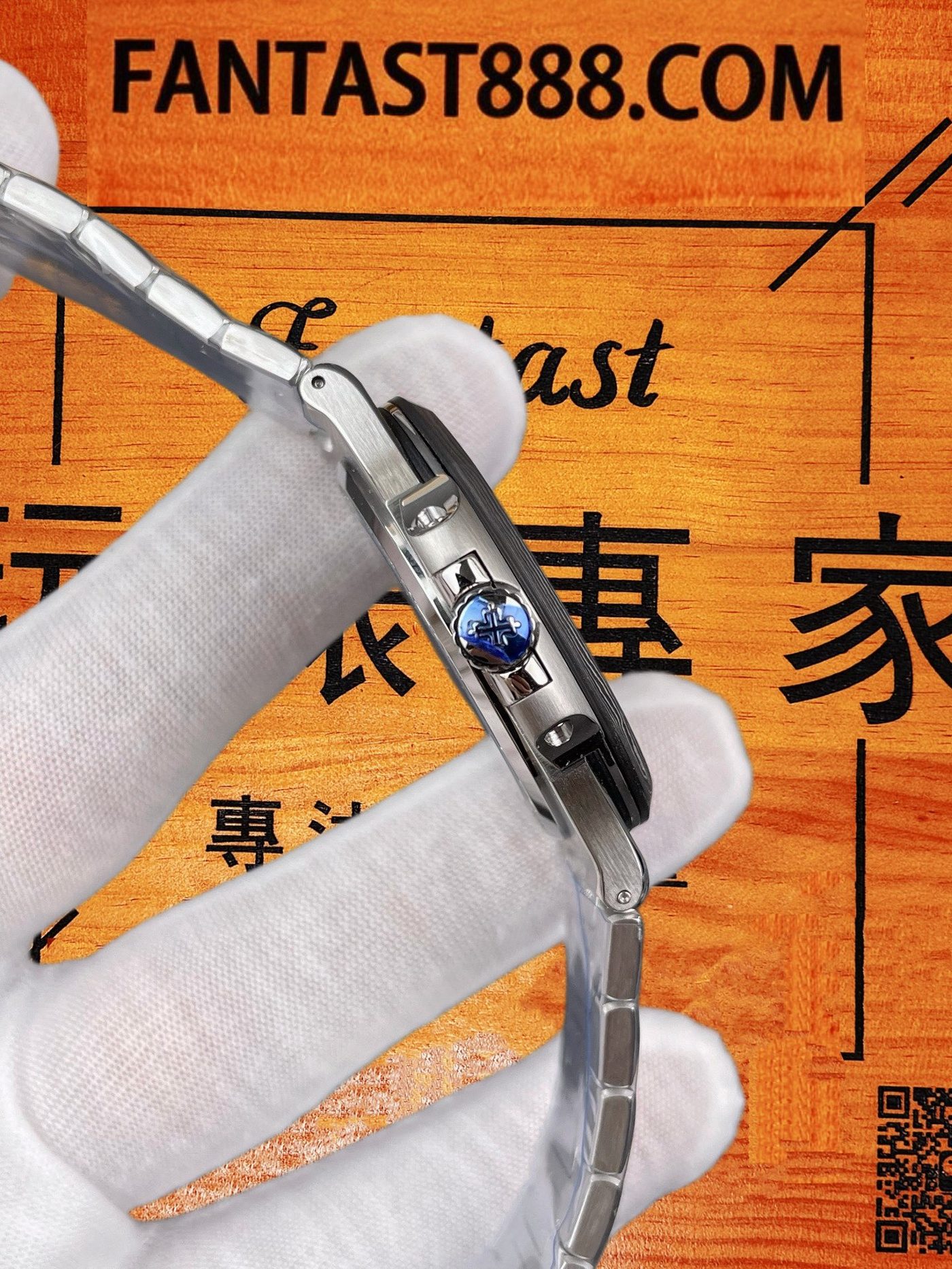 高仿百達翡麗-鸚鵡螺5711-深度改裝-鍛造碳表圈鏤空機芯-Artisans日內瓦工作室復刻腕錶 實拍 6