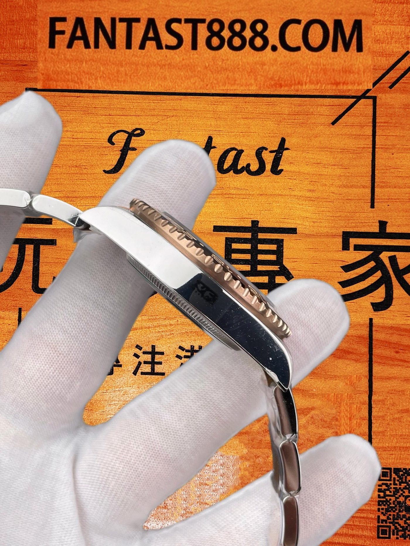 間金GMT 錶冠