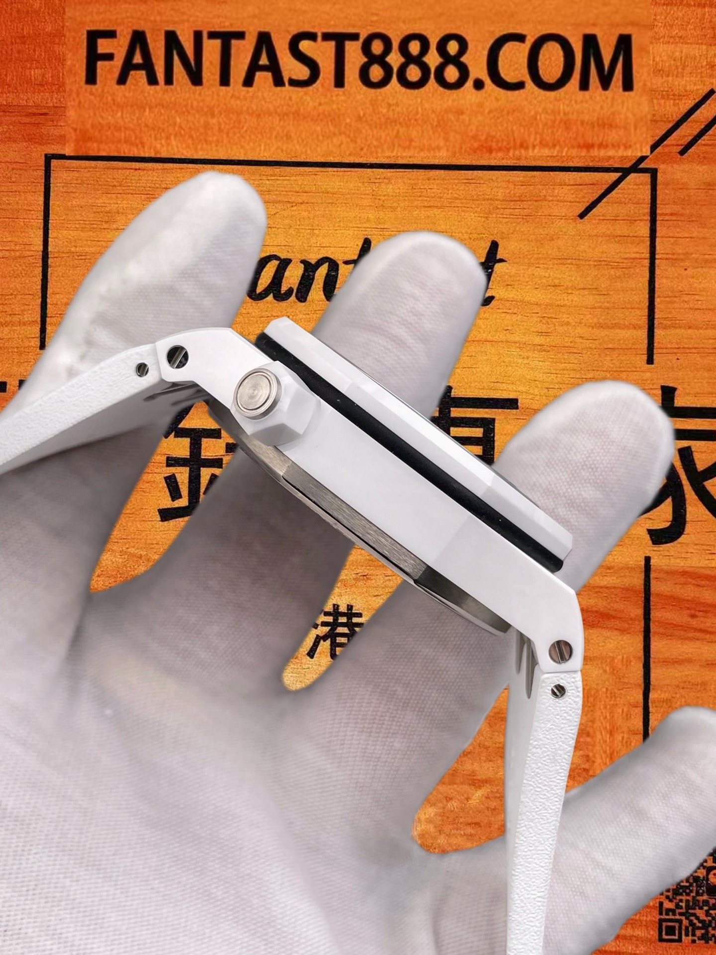 高仿愛彼-皇家橡樹離岸潛水-15707-白陶瓷-42mm 實拍 4