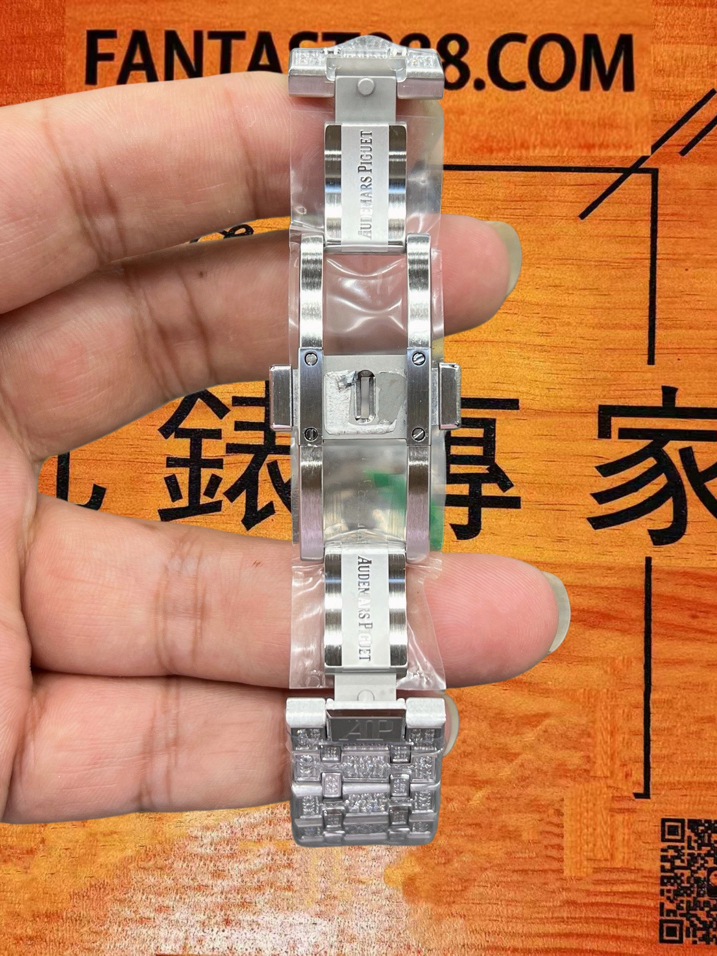 高仿愛彼-皇家橡樹-16202-Jumbo滿鑽藍盤-39mm-超薄兩針 實拍 8