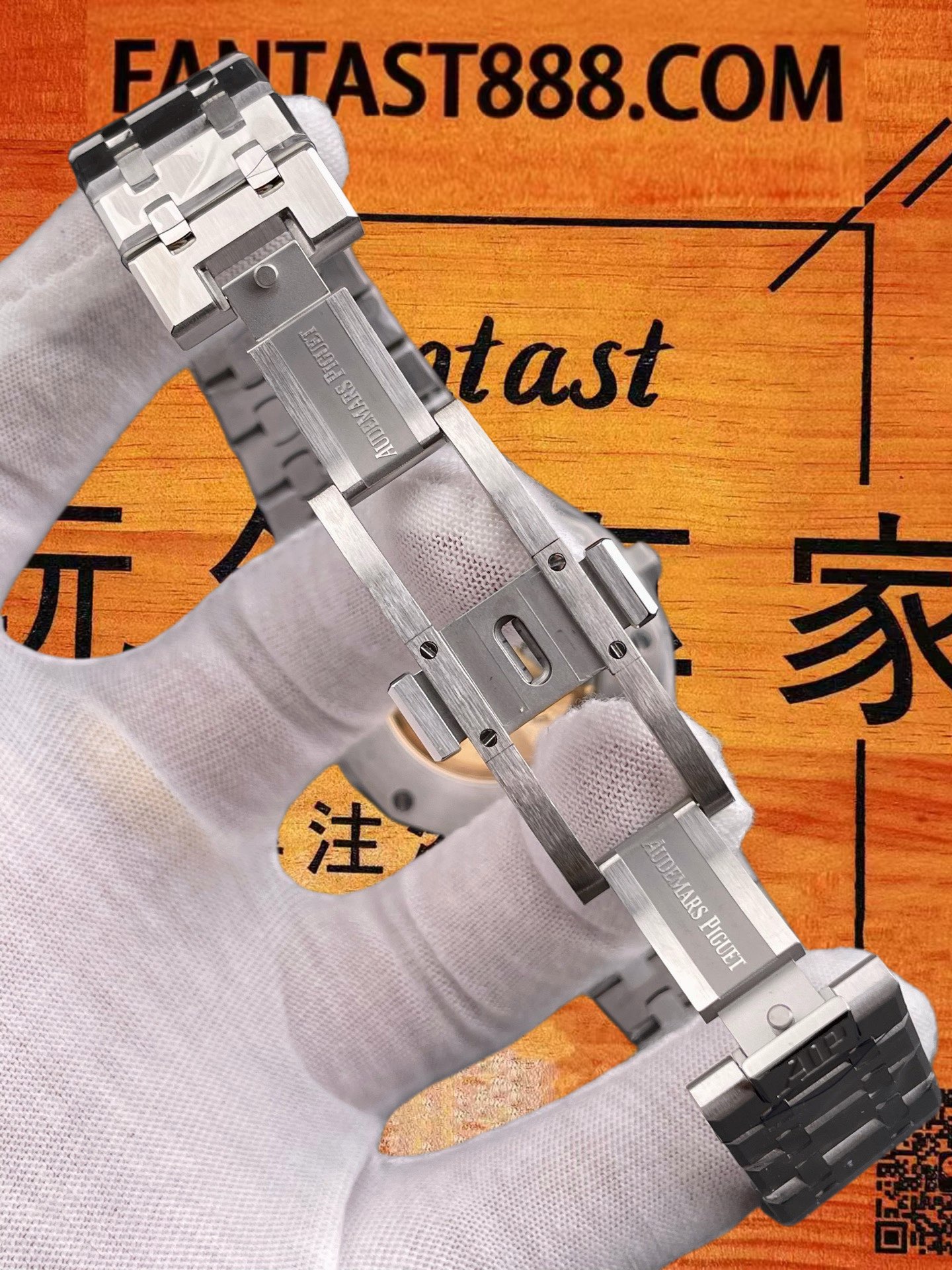 高仿愛彼-皇家橡樹-15400-黑盤-41mm-3120機芯 實拍 9