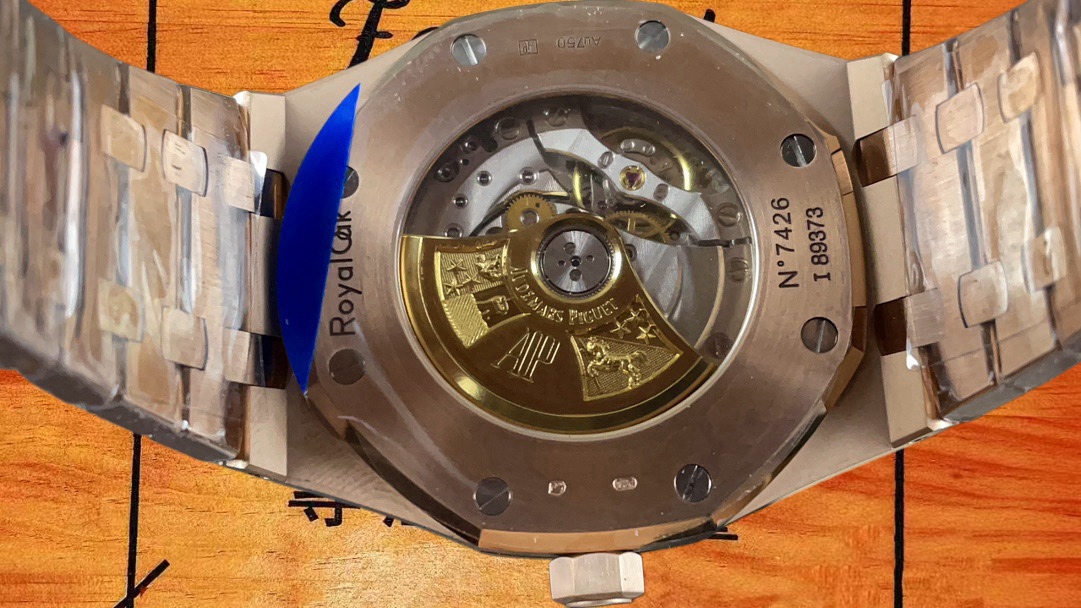 高仿愛彼-皇家橡樹-15400ST-藍盤-41mm-3120一體機芯-V2 實拍 5