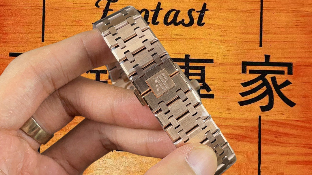 高仿愛彼-皇家橡樹-15400ST-藍盤-41mm-3120一體機芯-V2 實拍 6
