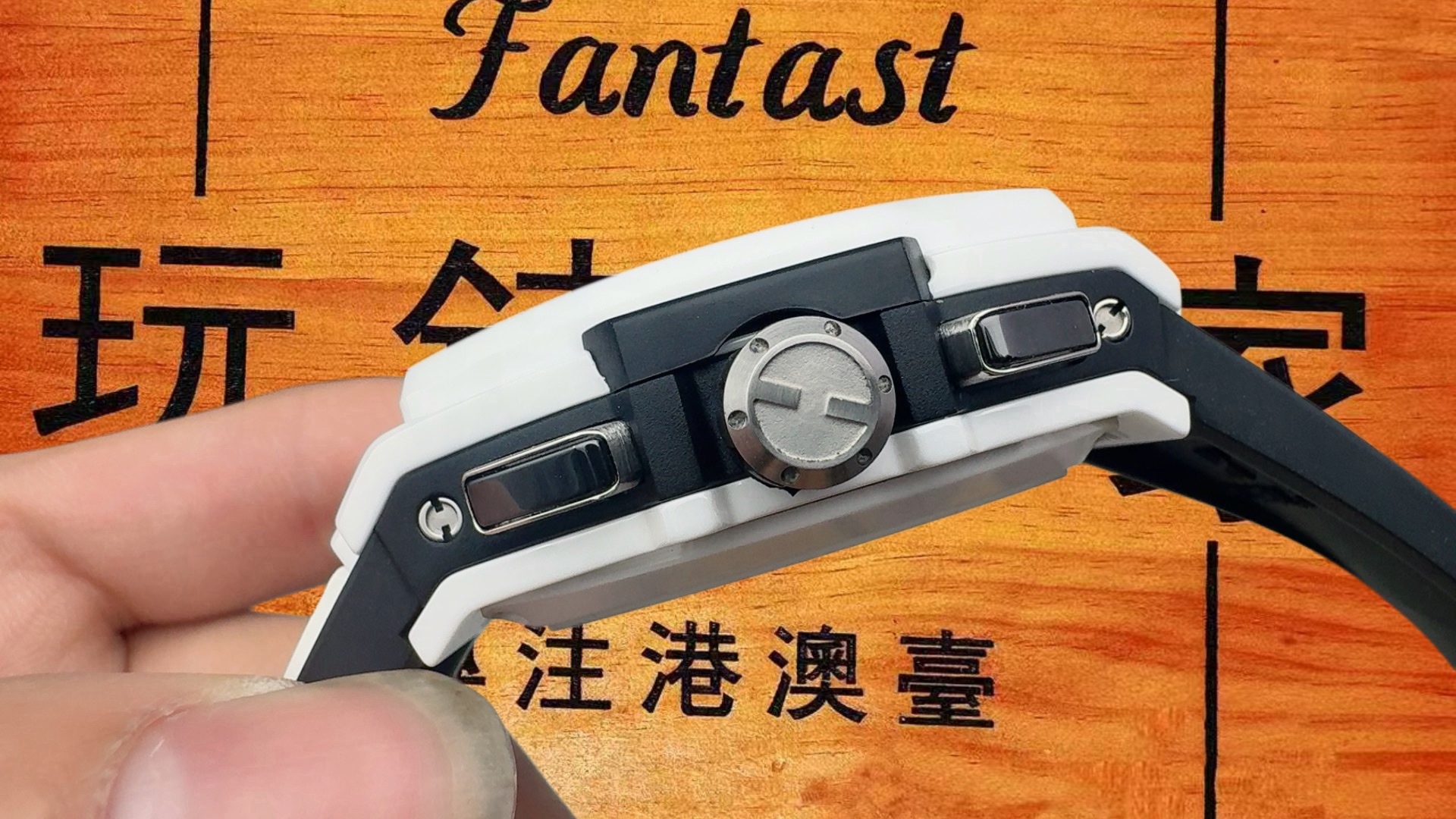 高仿宇舶-BigBang大爆炸-白陶瓷-42mm-1280機芯 實拍 3