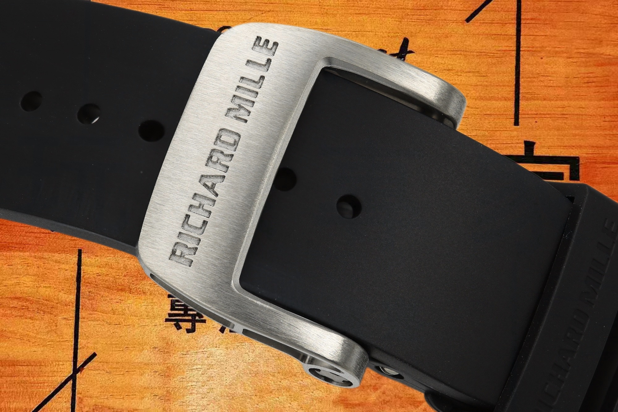 高仿理查德米勒-RM07-1-Carbon-T-碳纖維-45.66mm-CRMA2機 實拍 9