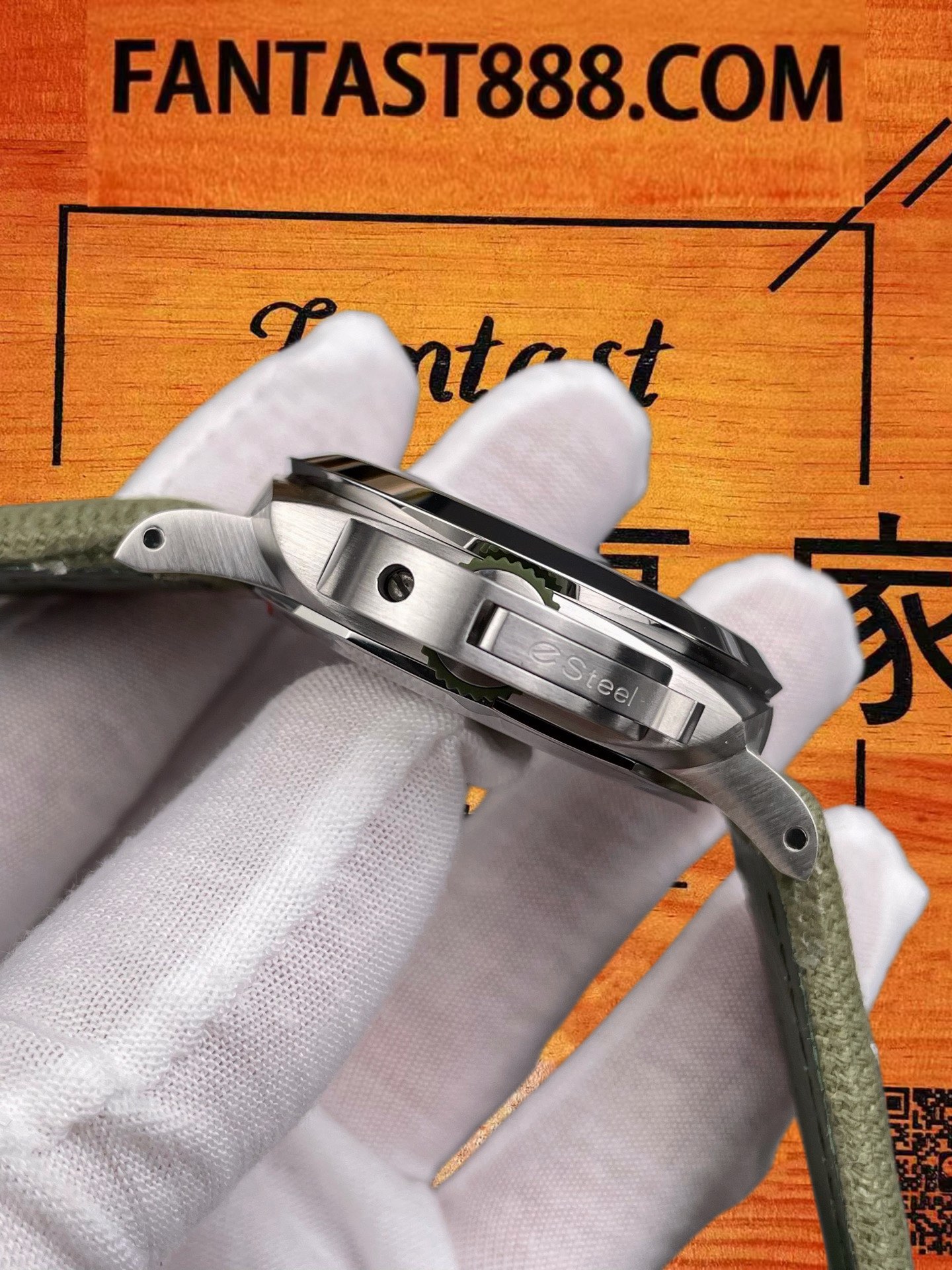 高仿沛納海-Luminor-PAM1356-墨綠盤-44mm 實拍 6