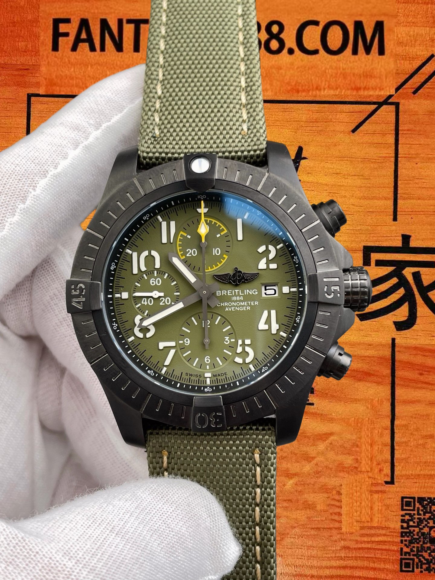 高仿百年靈-復仇者-夜間任務-46mm-7750機 實拍 3