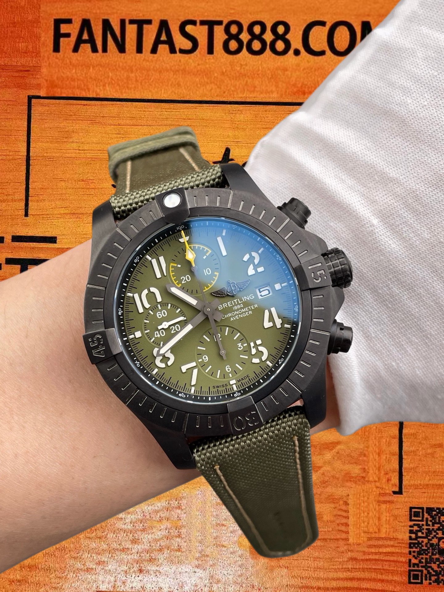高仿百年靈-復仇者-夜間任務-46mm-7750機 實拍 9