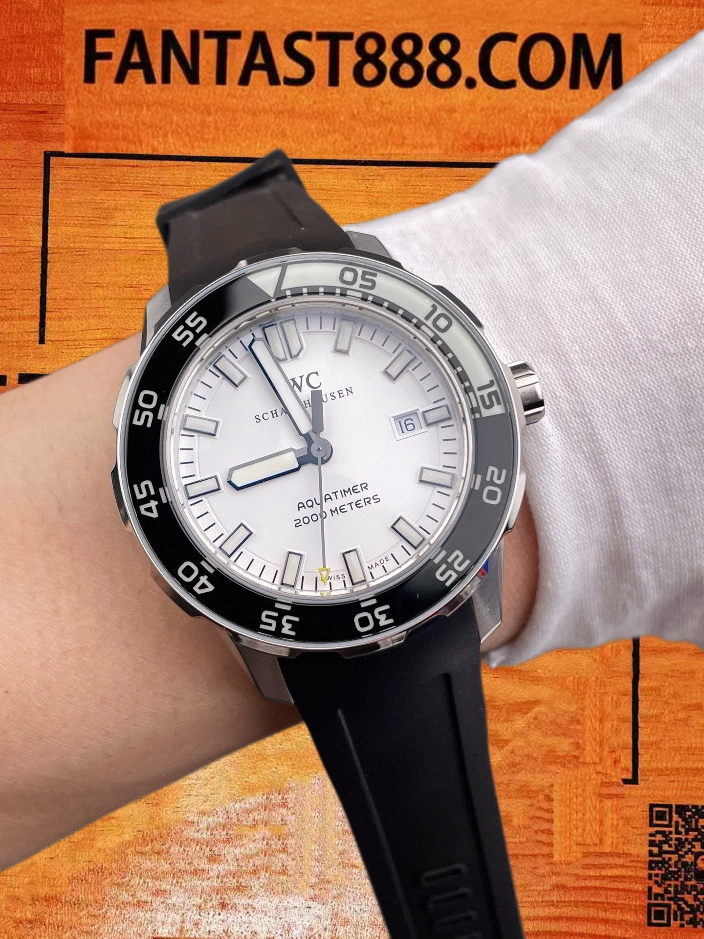 高仿IWC萬國-海洋時計-四分之一白-42mm-IWC廠 實拍 8