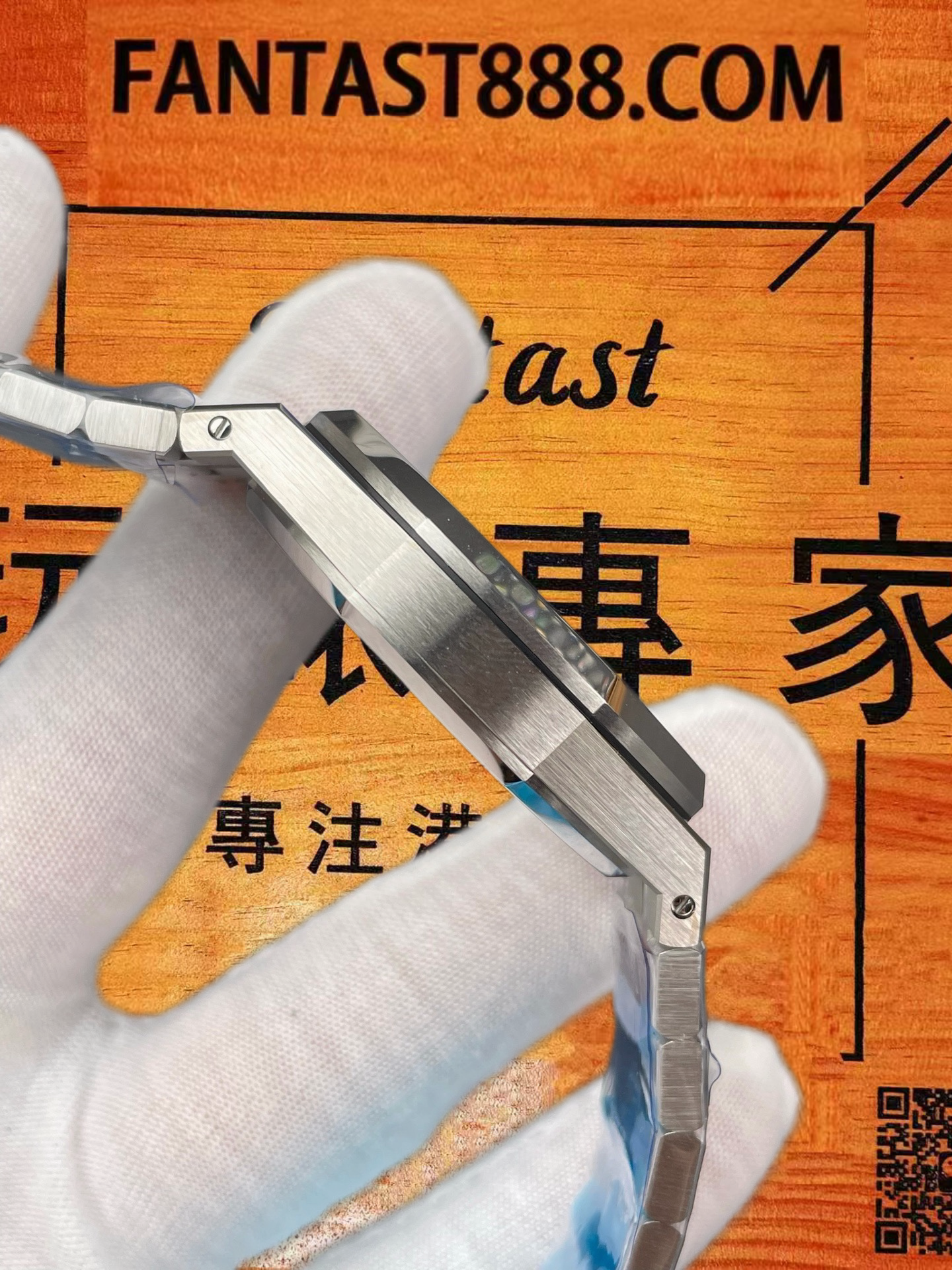 皇家橡樹15500 一體式鋼帶細節