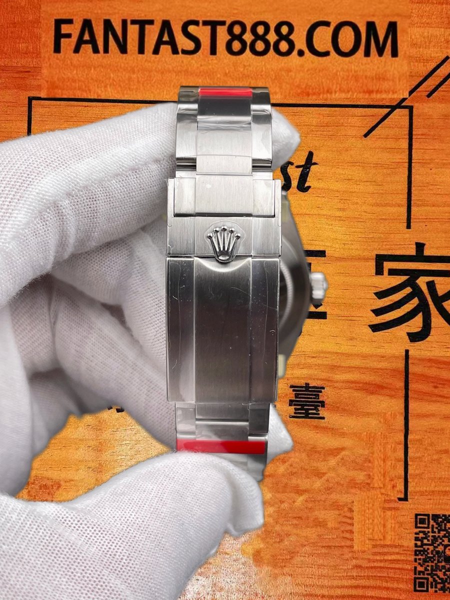 探險家 冰藍夜光效果