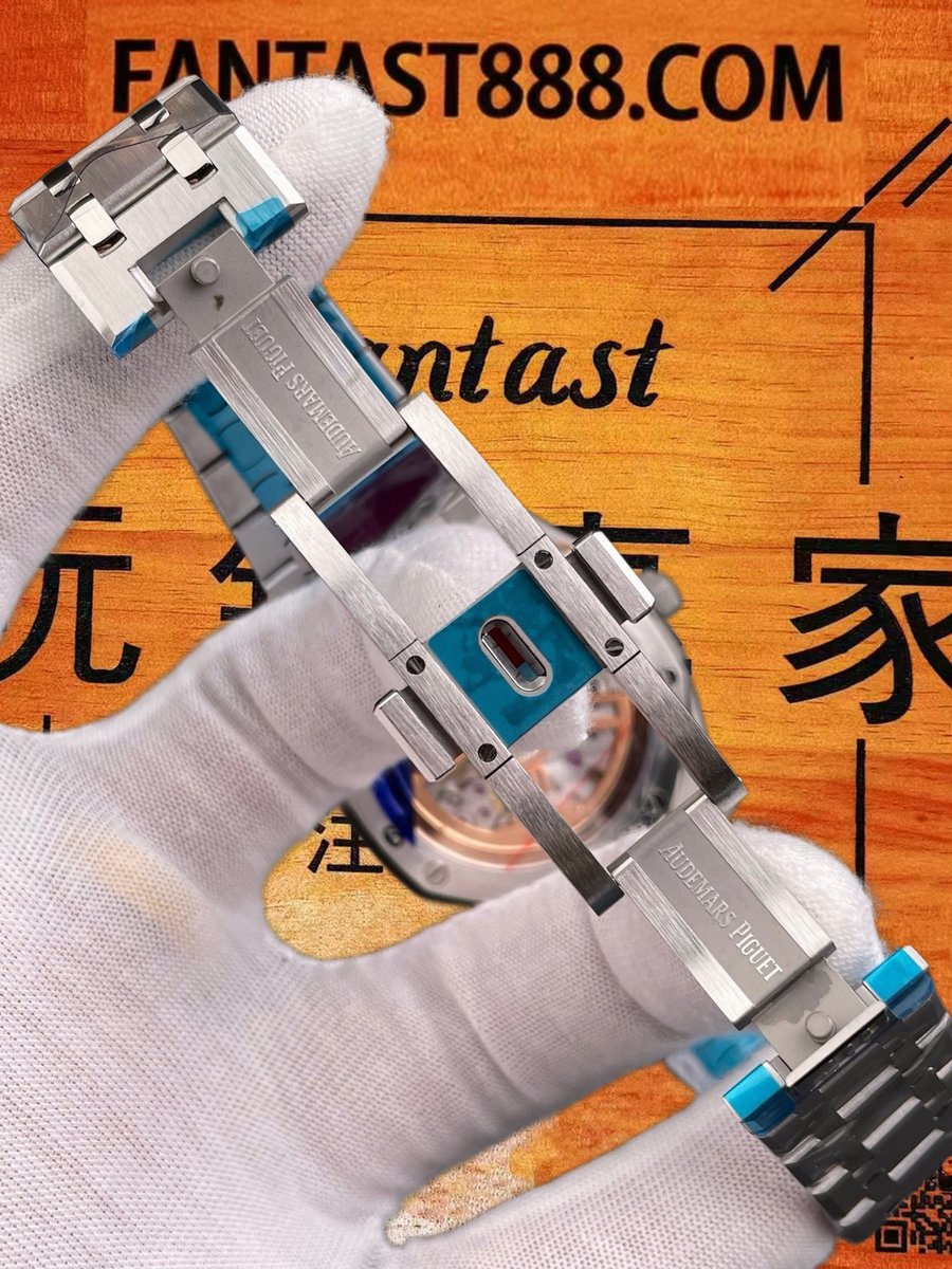 皇家橡樹 15510現代盤面特寫