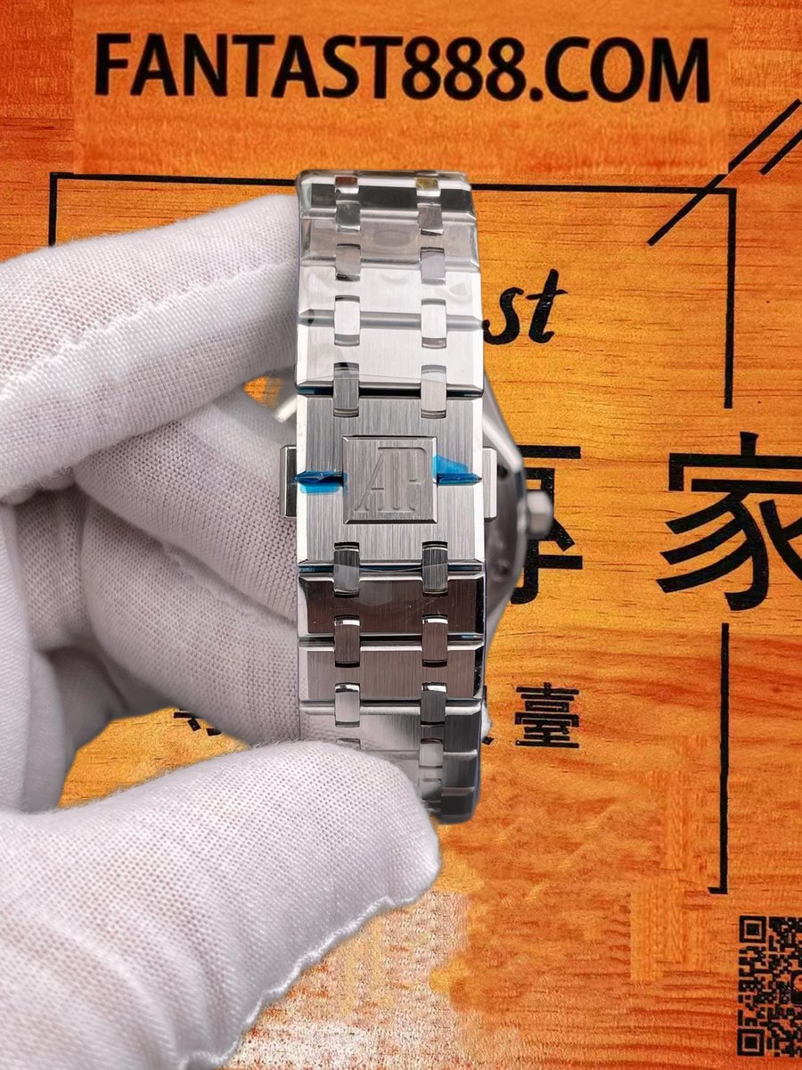 皇家橡樹 上手佩戴效果