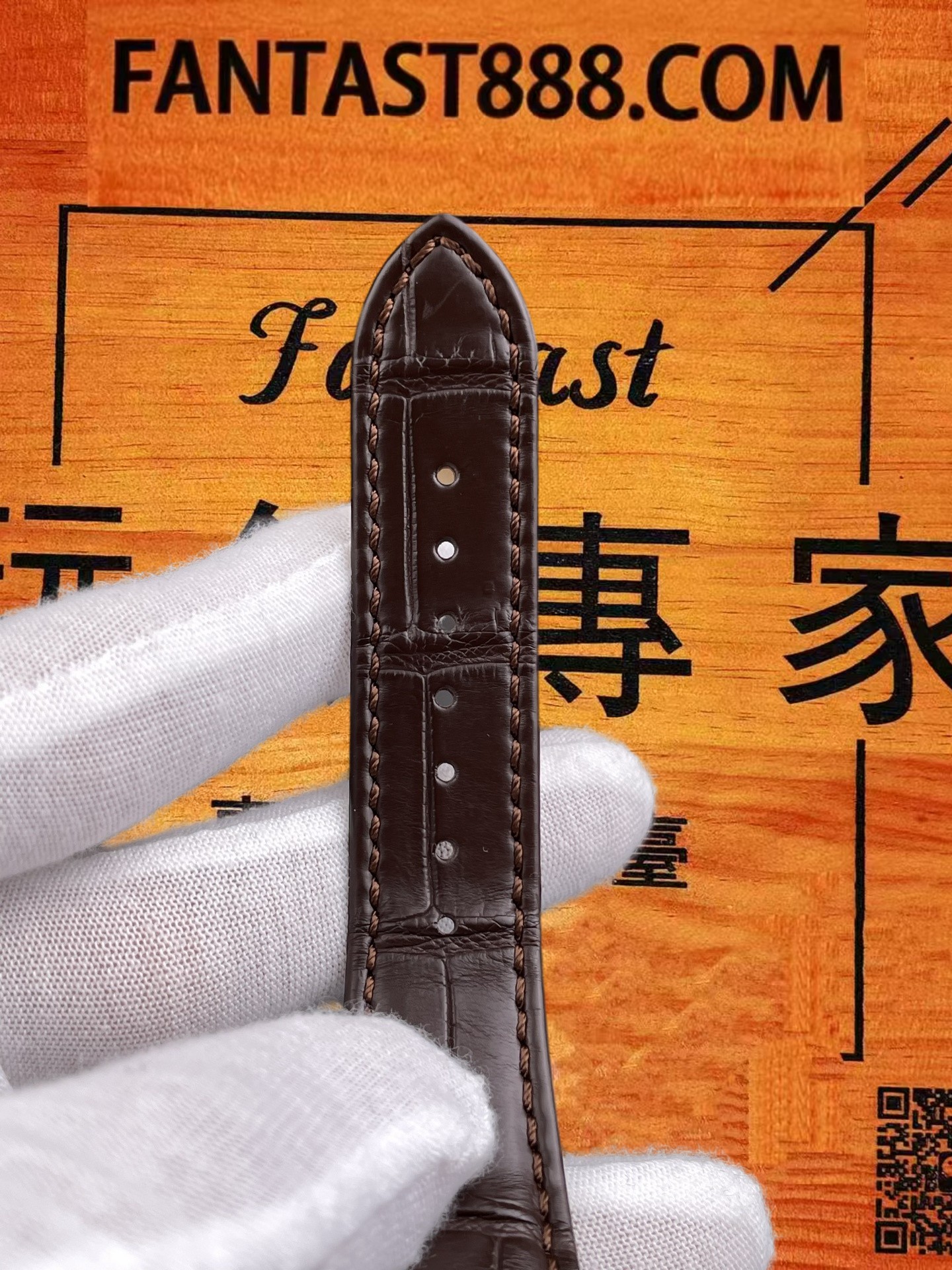 羅杰杜彼王者系列玫瑰金鑽圈陀飛輪