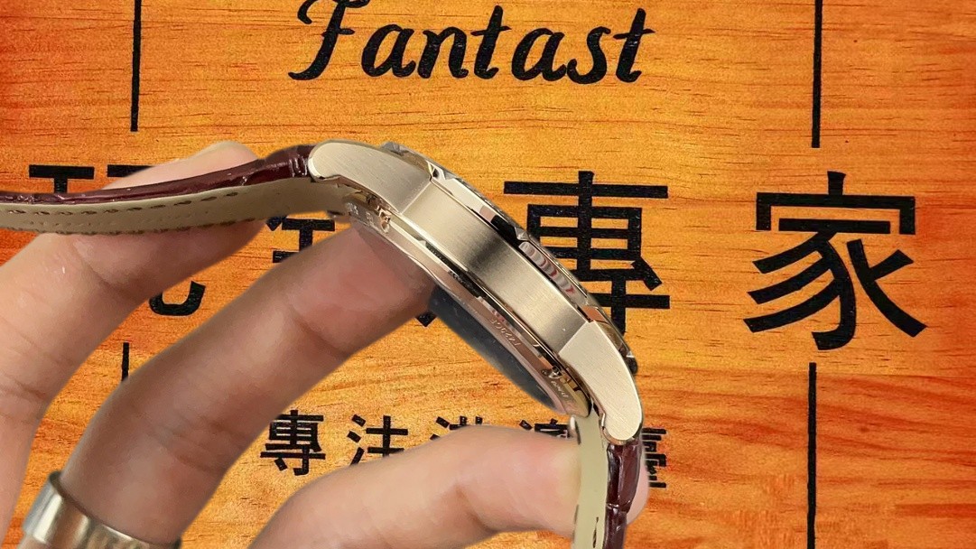 羅傑杜彼王者鑽圈鏤空陀飛輪42mm