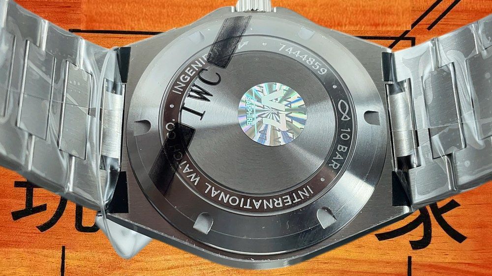高仿V7廠IWC工程師黑格紋盤 40mm實拍圖5