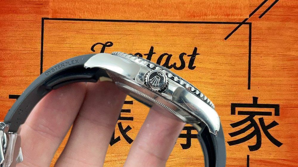 高仿VS廠勞力士游艇名仕42白金黑盤配重 42mm實拍圖3