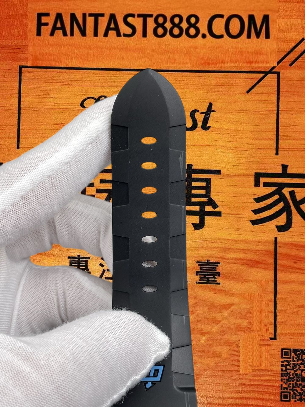 高仿VS廠沛納海潛行PAM616碳纖維藍秒針 47mm實拍圖8
