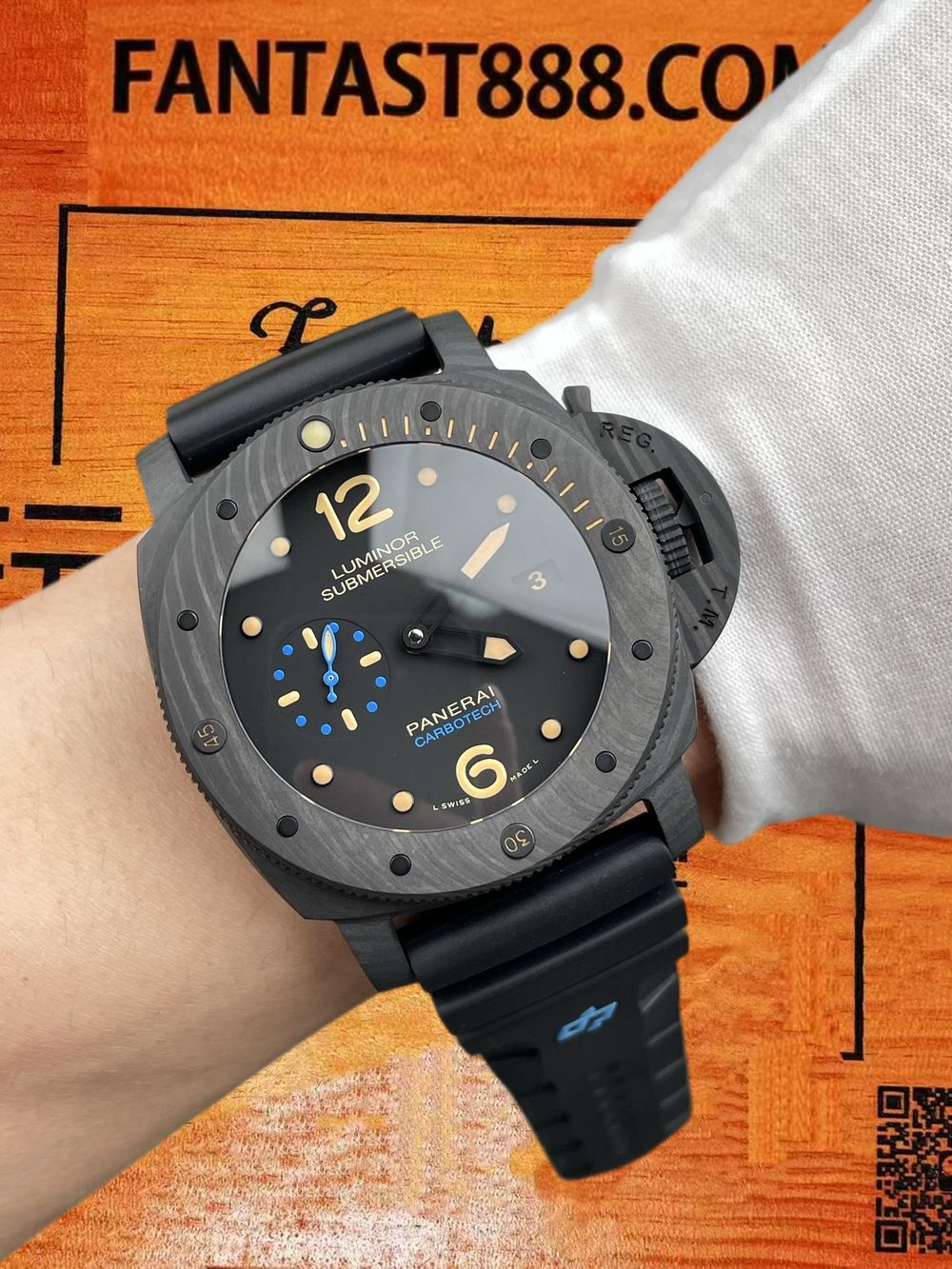 高仿VS廠沛納海潛行PAM616碳纖維藍秒針 47mm實拍圖9