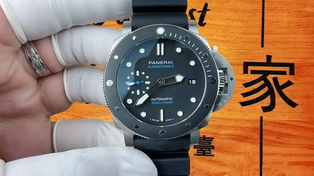高仿VS廠沛納海潛行PAM683黑盤藍秒針 42mm實拍圖1