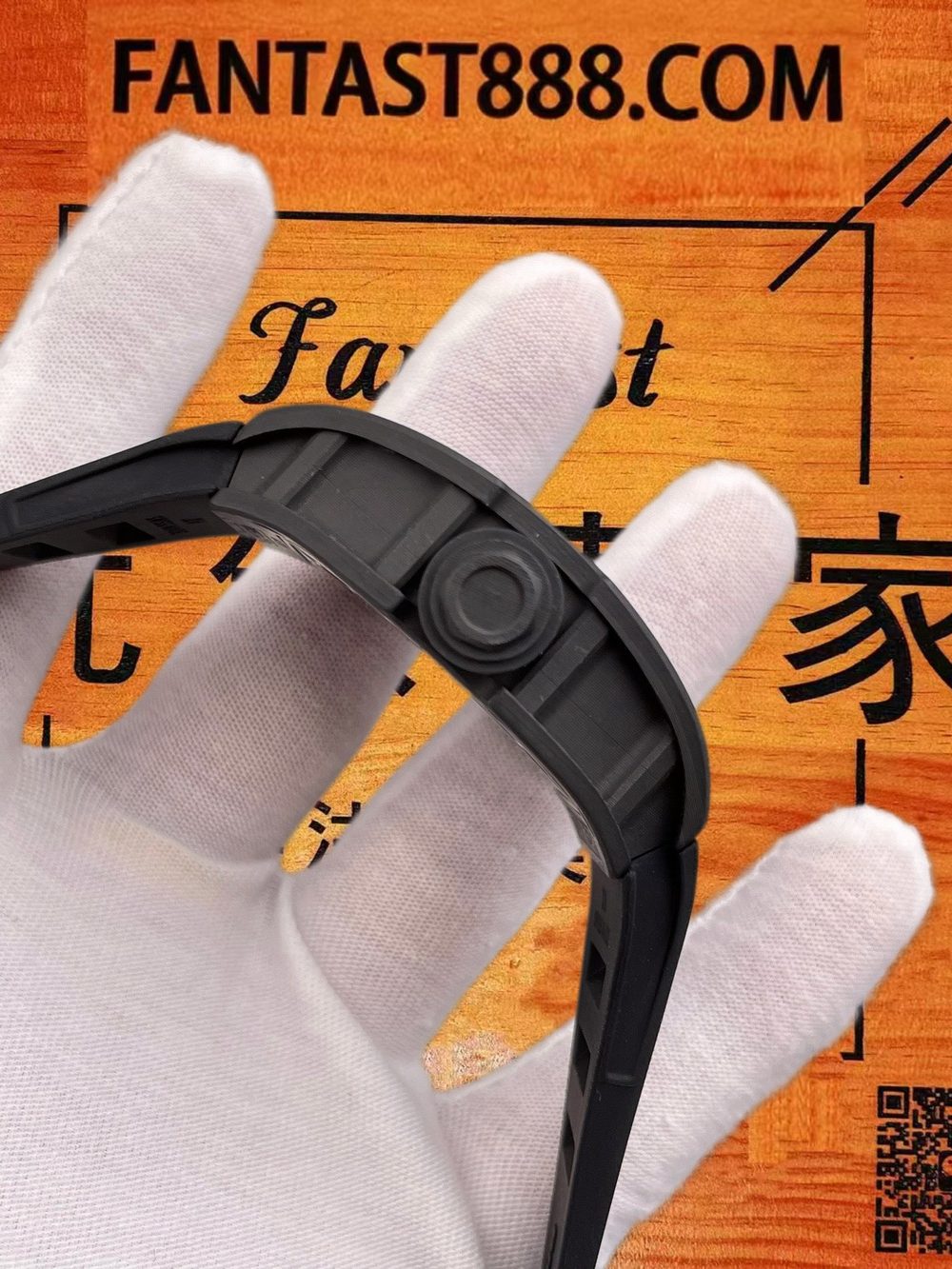 高仿RF廠理查德米勒RM055碳纖維黑金圈Vaucher無卡度 49.9x42.7mm