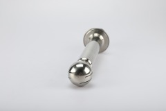 Double clamp rotary cleaning ball