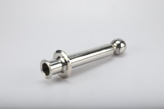 Double clamp rotary cleaning ball