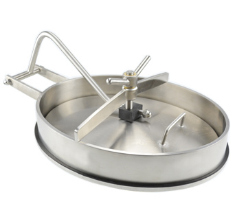 Oval manhole cover with pressure