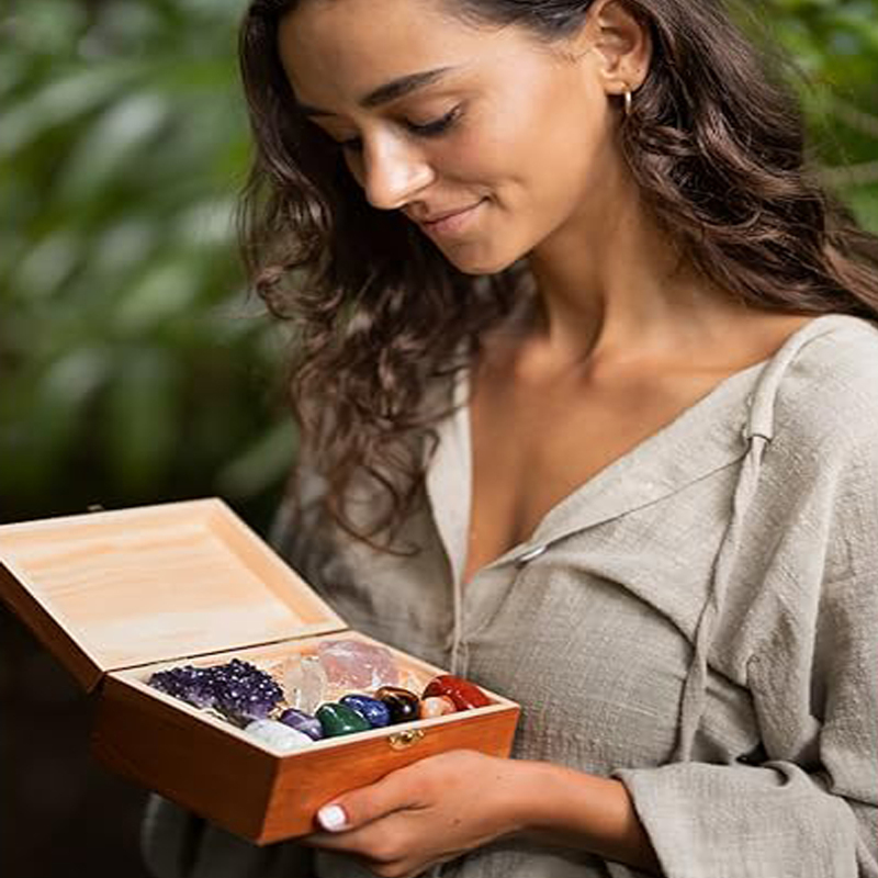 Tarotguidesyou/Wooden gift box, large high-quality crystal, healing stone, rolling gemstone, amethyst, rose quartz, quartz crystal