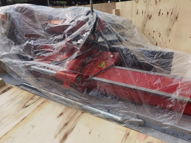 SELA Industrial Heavy Duty 26” Truck Tire Changer, 63” Tire Capacity
