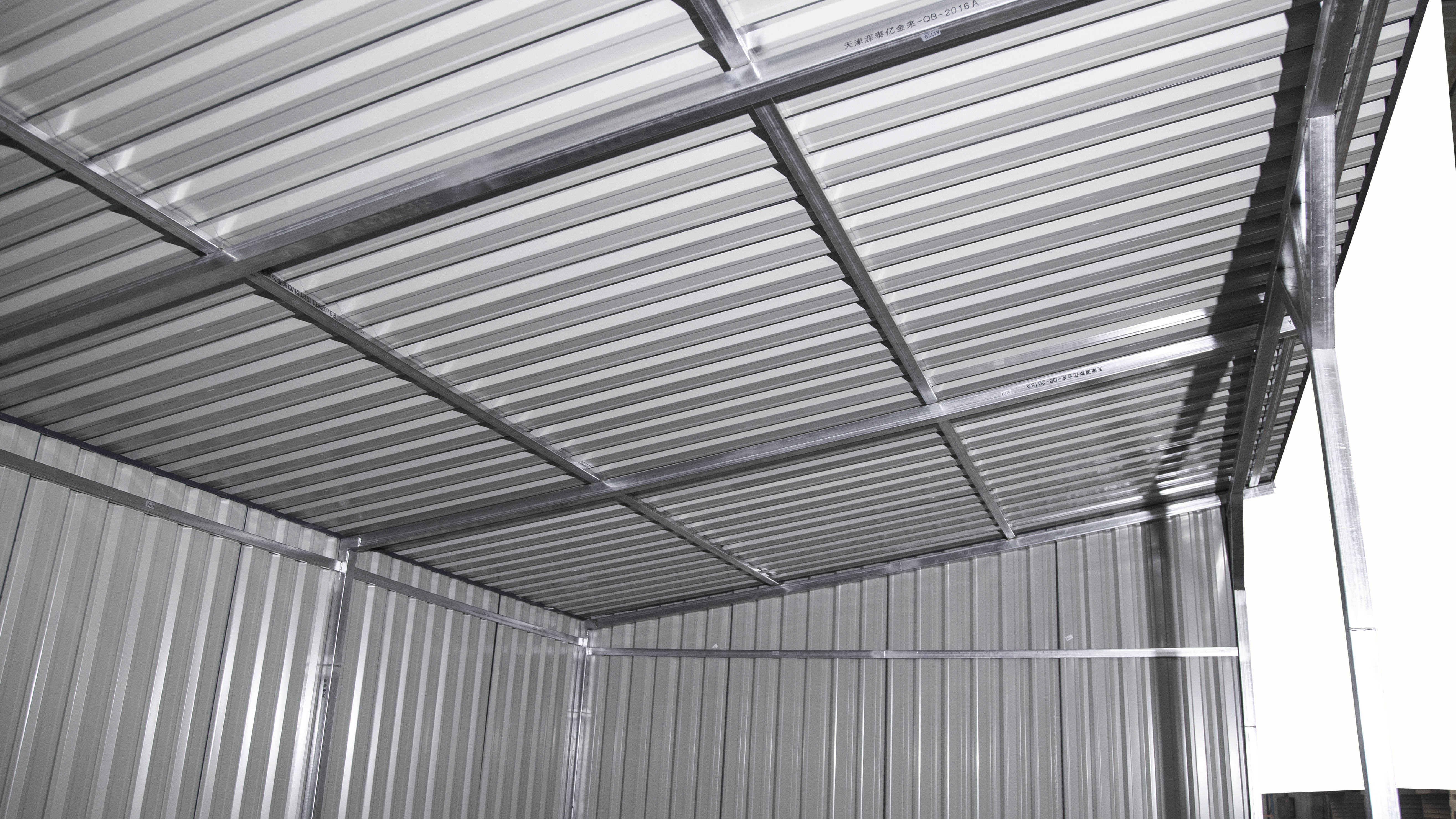 SELA Industrial 20 ft×12 ft Livestock Metal Shed