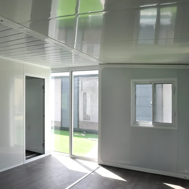 SELA Industrial 20FT Expandable Container House Including Two Bedrooms, One Living Room, Kitchen, Bathroom