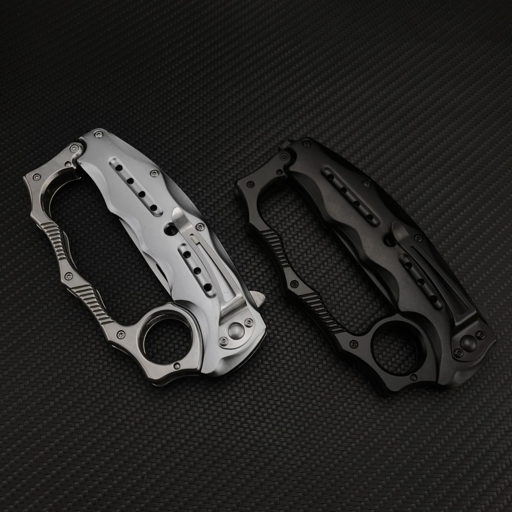 Cold Steel B098 Fist Folding Knife/Black/White